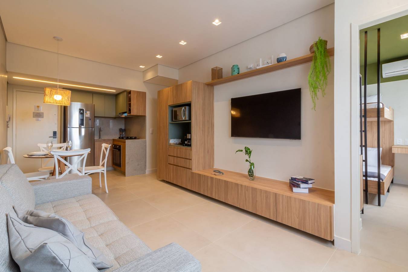 Entire apartment, Just a few steps from Copacabana Beach | Ab605 in Copacabana, Rio de Janeiro
