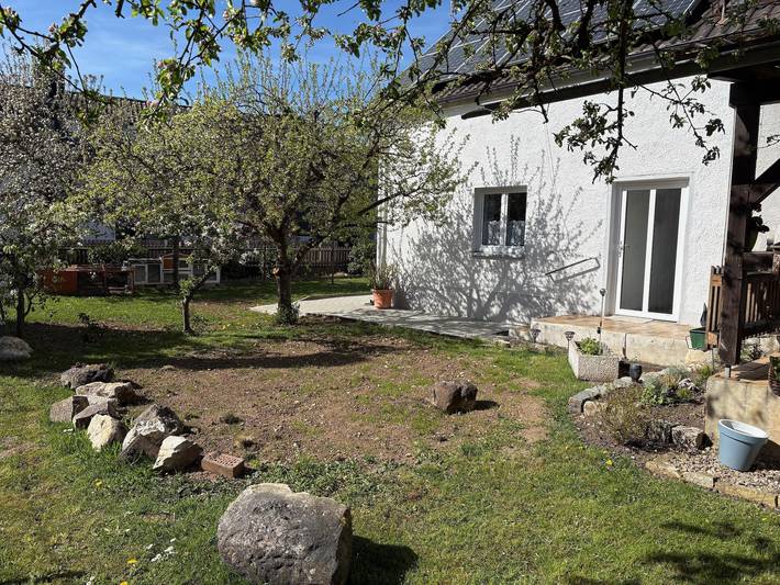 Ferienwohnung für 2 Personen, mit Balkon/Terrasse und Balkon sowie Garten