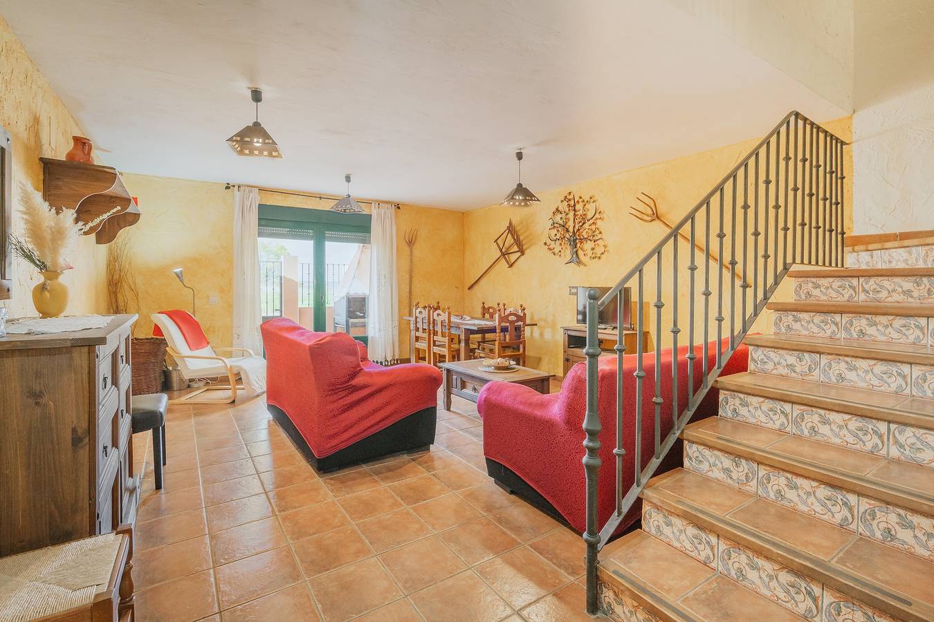 Casa Rural 'Casas Rurales Las Eras Ii B' con Vistas a la Montaña, Terraza y Balcón Privados in Ayllón, Provincia de Segovia