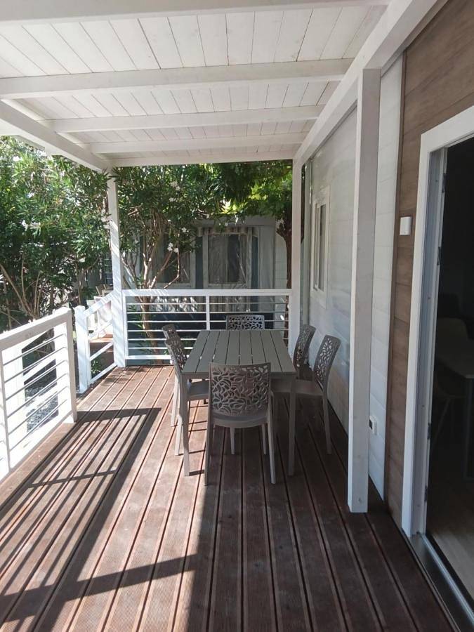 Bungalow für 4 Personen, mit Terrasse und Garten in Toscolano-Maderno - 2