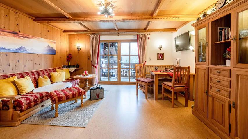 Ferienwohnung für 4 Personen, mit Balkon am Walchensee