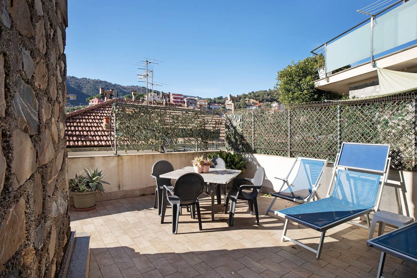 Ferieleilighet til 6 Personer i Alassio, Liguriske Alper