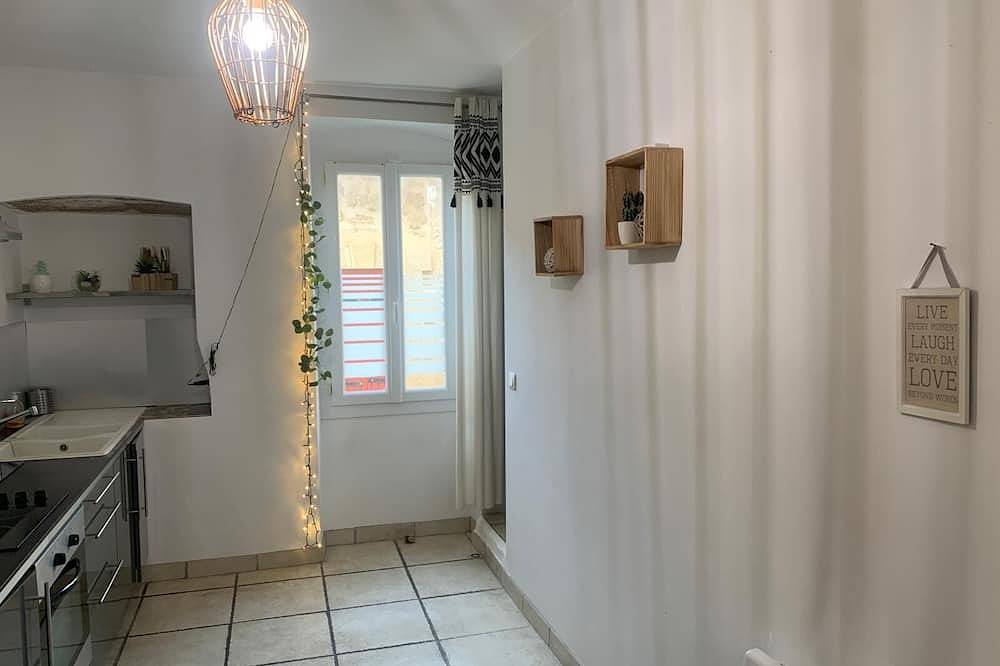 Charming house in Remoulins, Nimes und Umgebung