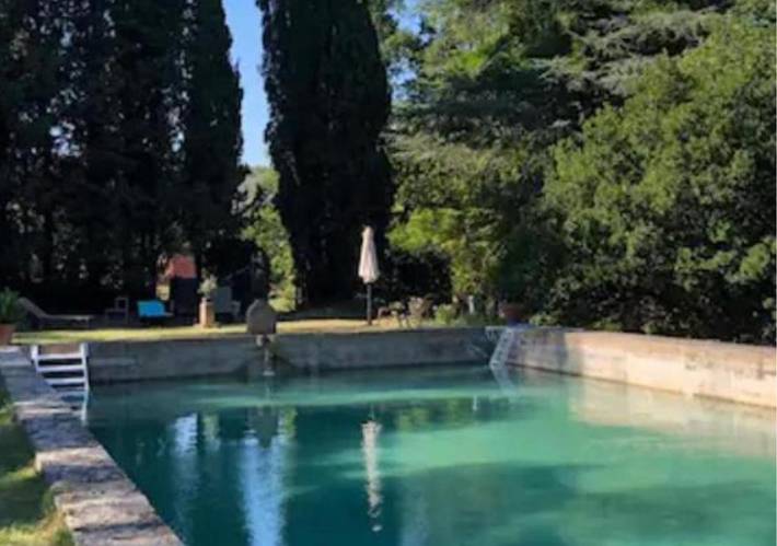 Location de vacances pour 2 personnes, avec piscine ainsi que jardin et terrasse à Gardanne - 3