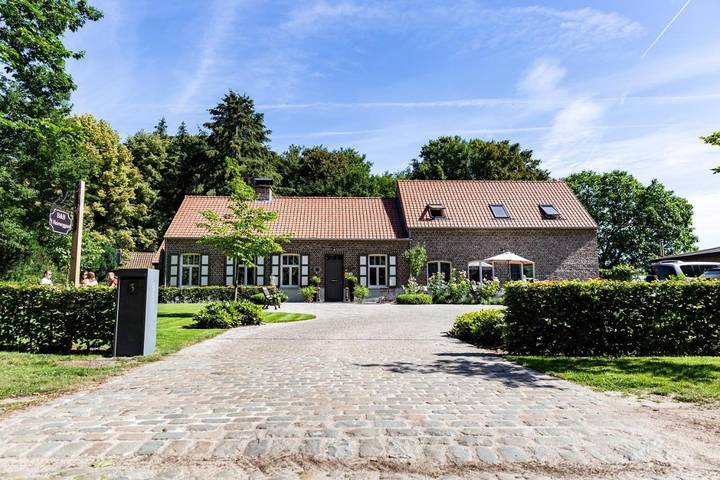 Chambre d’hôte pour 2 personnes, avec Terrasse ainsi que Jardin et Vue à Assenede