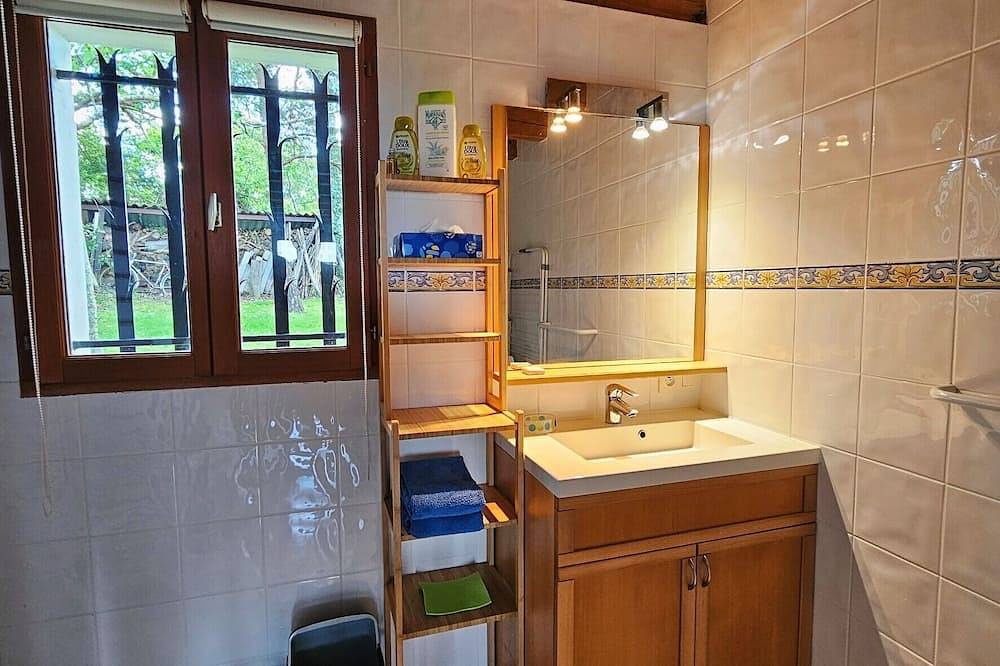 Apartamento entero, Piso / apartamento - Briscous in Briscous, Region de Bayona