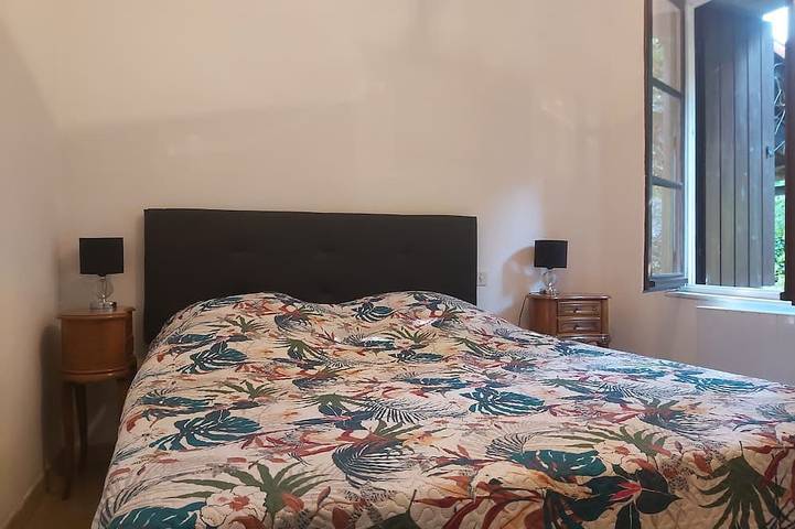 Location de vacances pour 6 personnes, avec jacuzzi et terrasse à Avèze (Languedoc-Roussillon) - 2