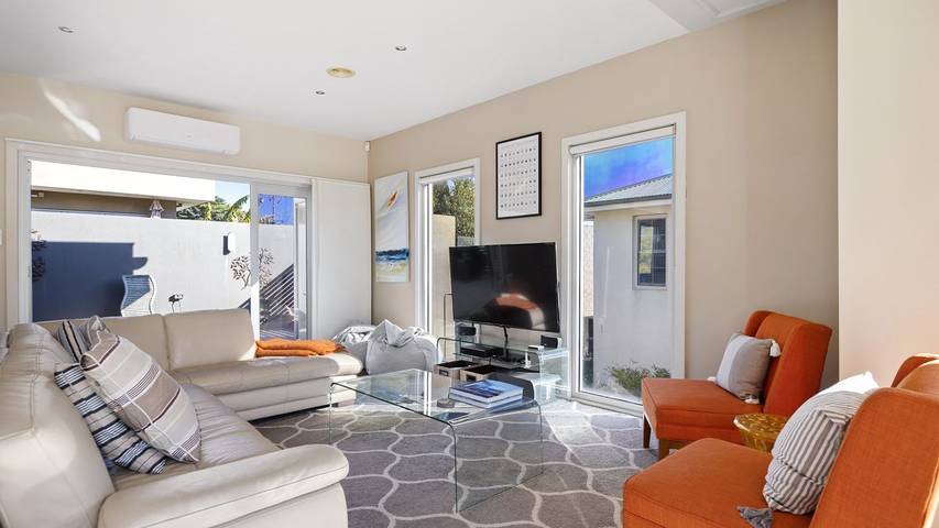 Holiday letting for 6 people, with balcony/terrace in Eastern Victoria Region