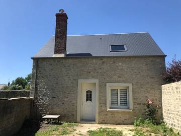 Gîte pour 4 personnes, avec jardin et terrasse à Valognes