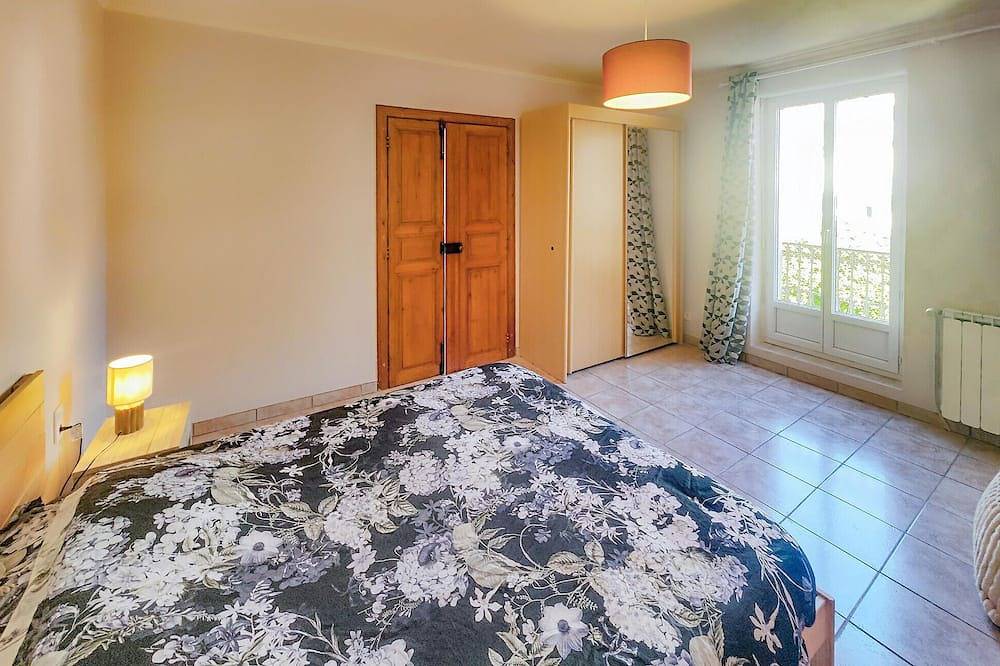 Beautiful home in Cessenon sur Orb with Wifi in Cessenon-sur-Orb, Mediterranean Coast (France)