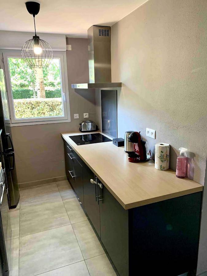 Appartement entier, Two-Bedroom Apartment in Carquefou, Région de Nantes