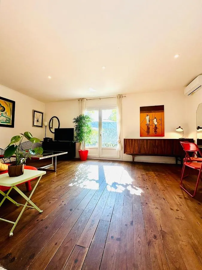 Apartamento de vacaciones para 4 personas, con terraza y jardín - 1