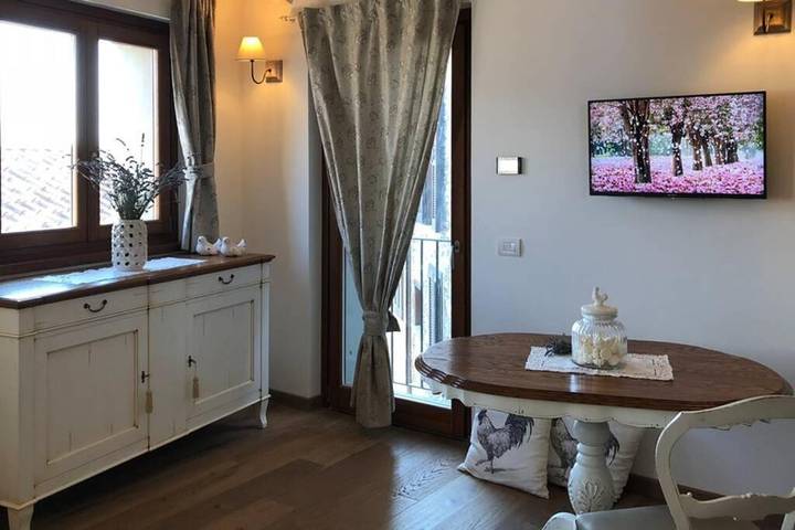 Ferienhaus für 2 Personen, mit Garten und Seeblick sowie Ausblick