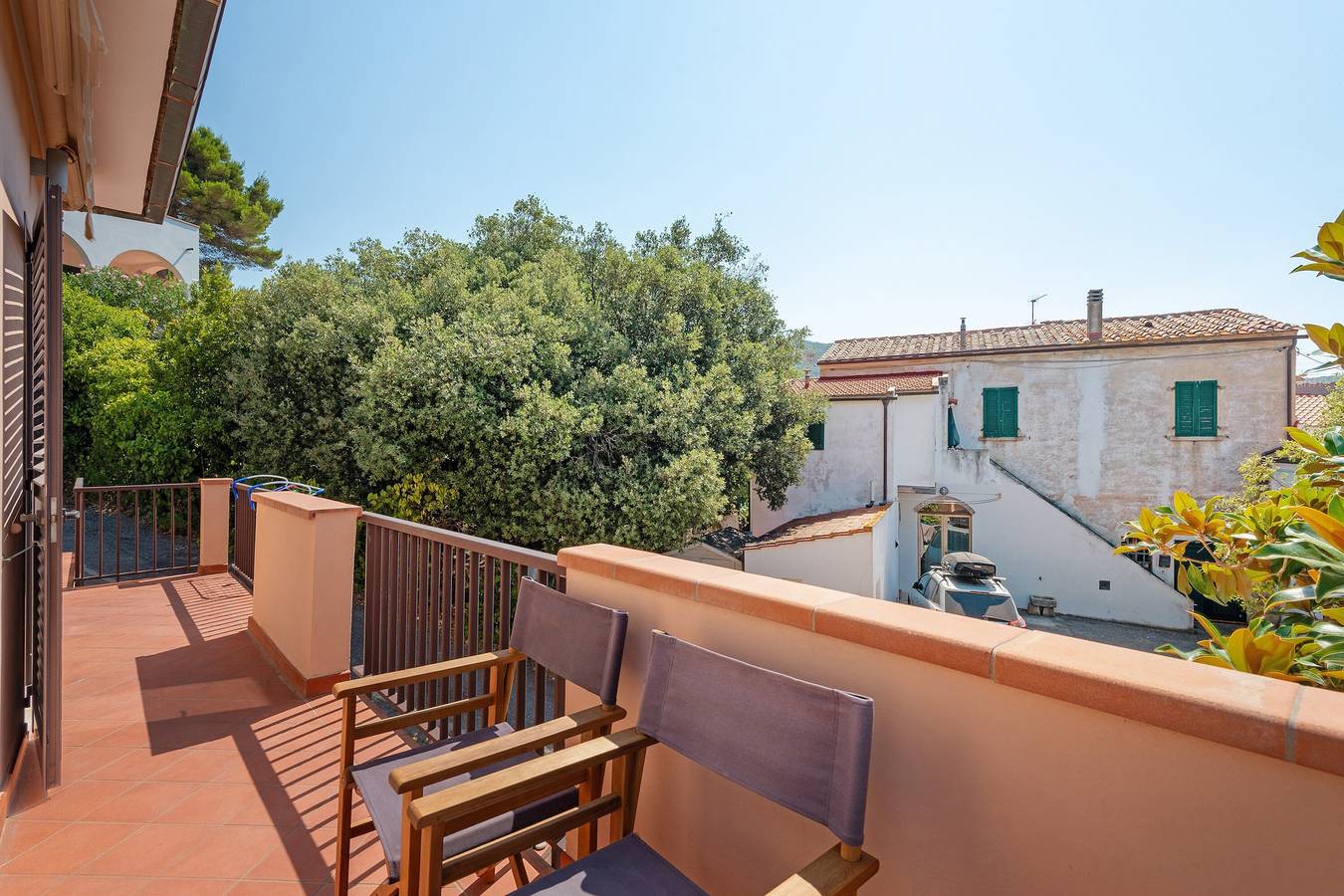 Ganze Wohnung, Ferienwohnung 'Casa Vacanza Condominio La Magnolia' mit Bergblick, Balkon & Klimaanlage in Campo nell'Elba, Toskanischer Archipel