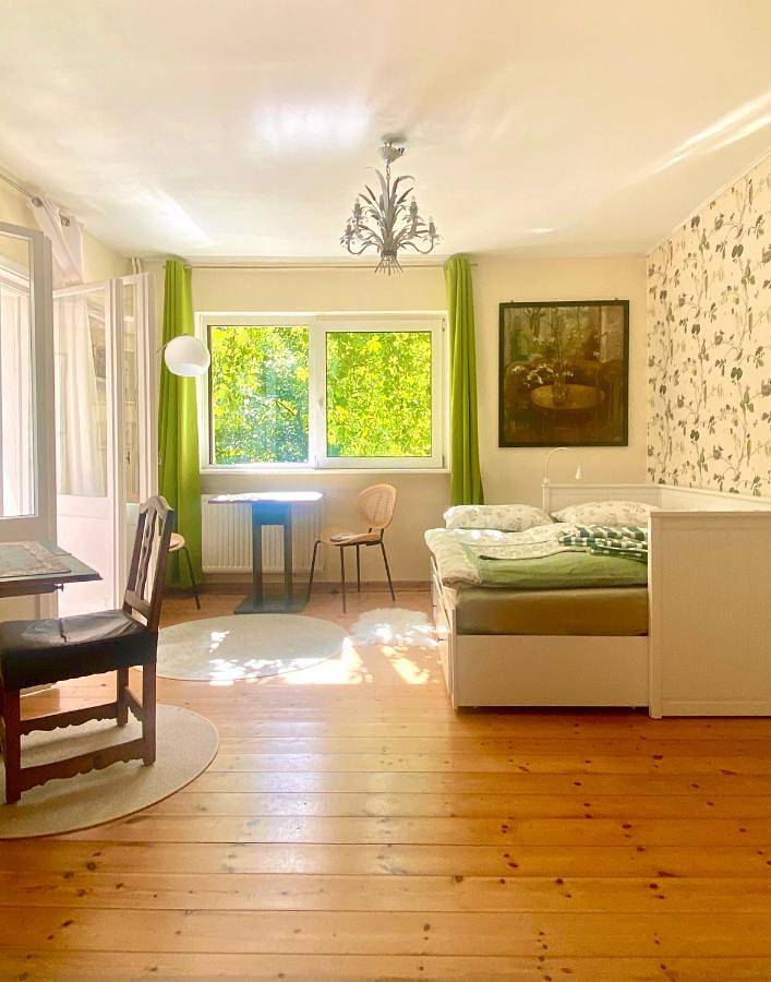 Ganze Wohnung, Studio im Haus Amselgarten in Langerwisch, Michendorf