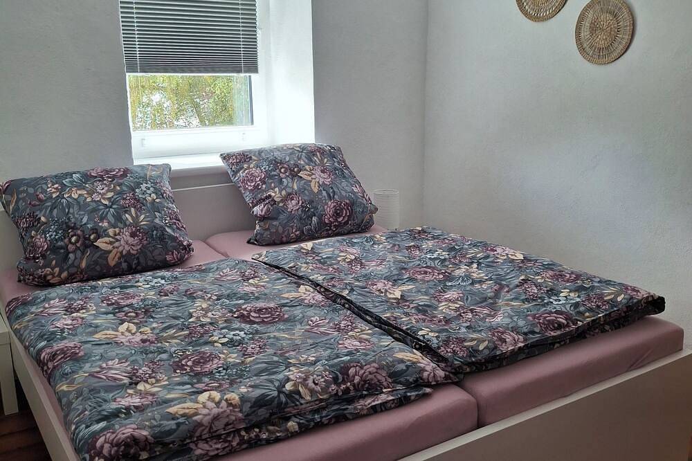 Ganze Wohnung, Neu renovierte Ferienwohnung - mit besonderem Charme und Liebe zum Detail in Bruttig-Fankel, Cochem-Zell