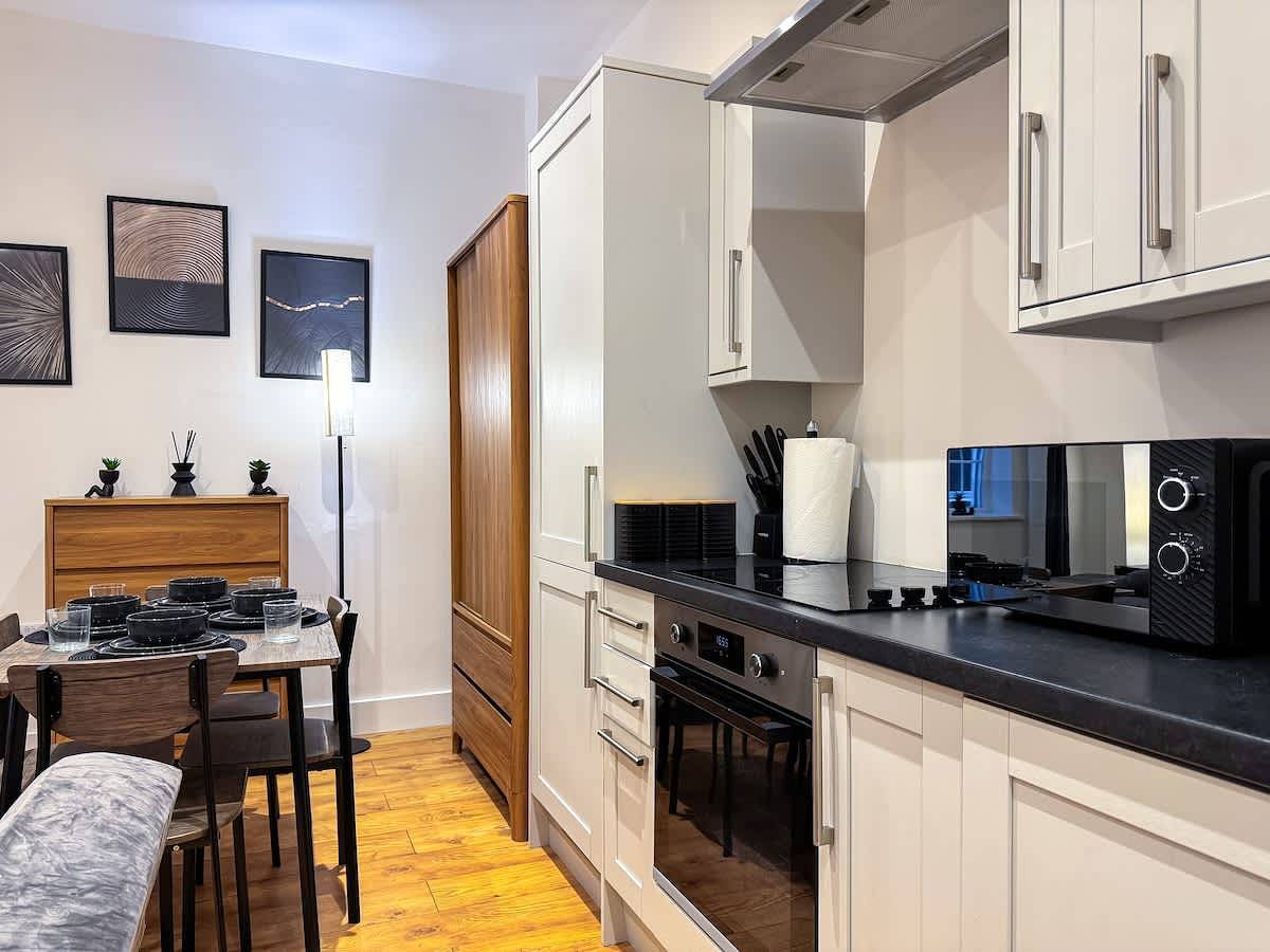 Entire apartment, Bright & Cosy 1-Bed Home | Heart of Maidstone in Kent