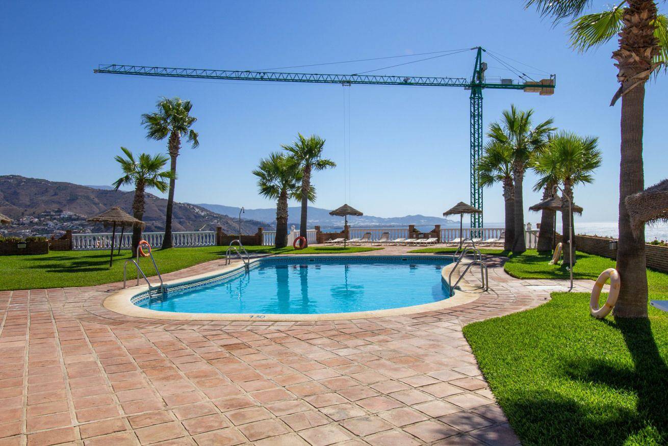 Entire apartment, Balcony with Sea View in Lambda 1 Apartment in Los Pinos (Almunecar), Almuñecar