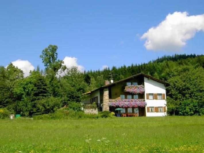 Ferienwohnung für 2 Personen, mit Terrasse und Garten in Kirchdorf im Wald