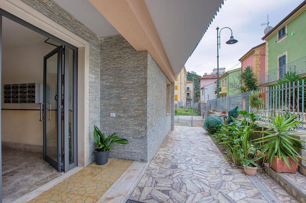 Ganze Wohnung, Schöne 2-Zimmer-Wohnung in Deiva Marina in Bagni Stella, Deiva Marina