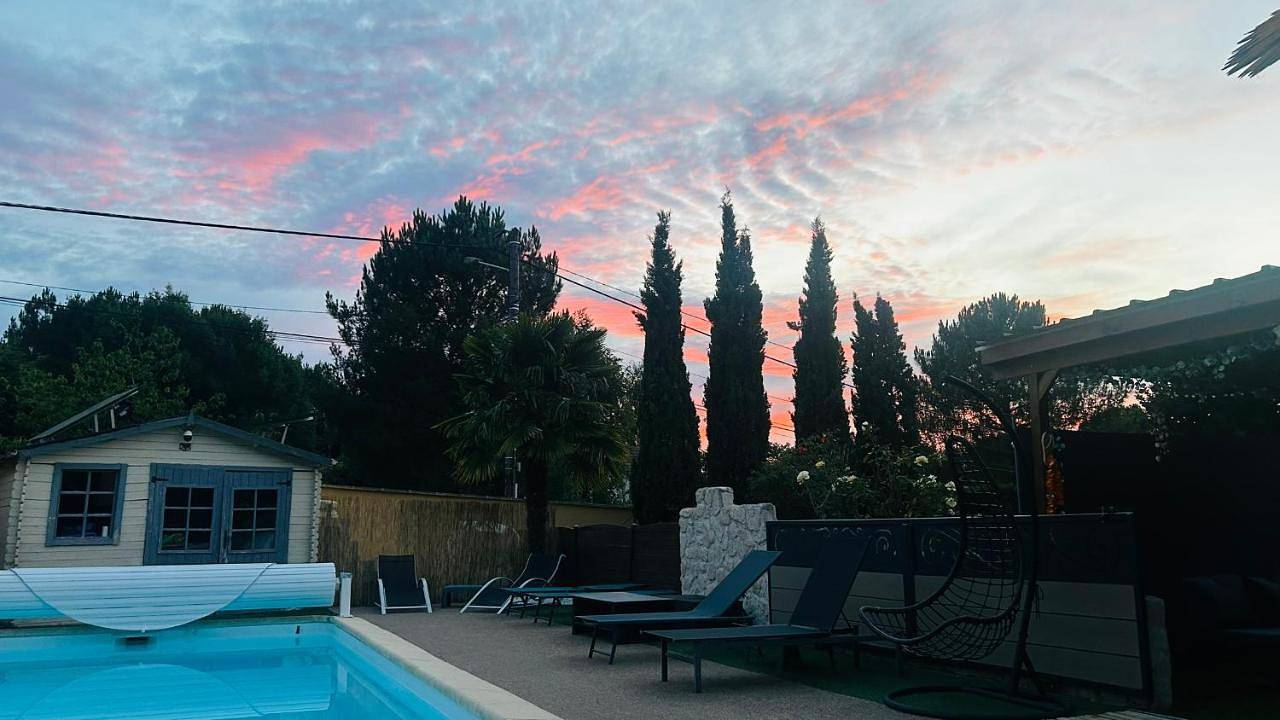 Double Room with Pool View in Brette-les-Pins, Sarthe