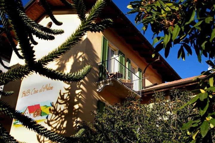 Ferienwohnung für 3 Personen, mit Balkon und Garten sowie Ausblick und Seeblick