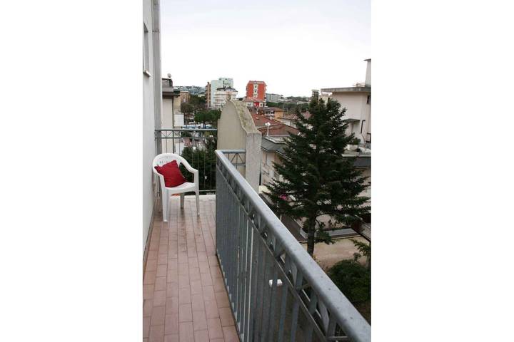 Gîte pour 6 personnes, avec balcon à Riccione - 2