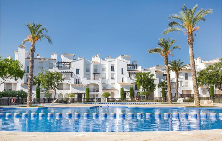 Apartamento vacacional entero, Apartamento con terraza junto a la piscina y garaje in Torre-Pacheco, Costa Cálida
