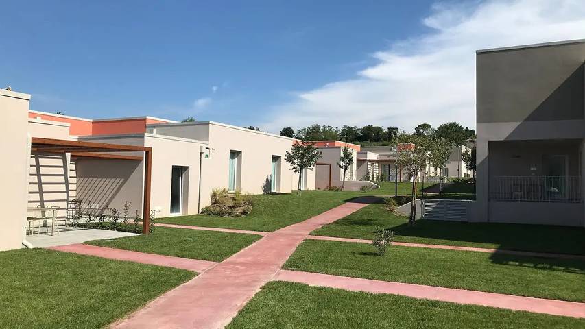 Ferienwohnung für 3 Personen, mit Garten und Pool in Bardolino - 2