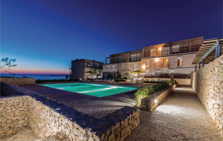 Ferienwohnung für 8 Personen, mit Terrasse auf Pag - 3