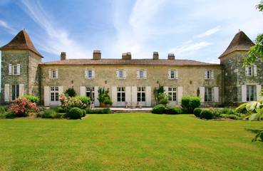 Château pour 14 personnes, avec terrasse et jardin, animaux acceptés en Gironde