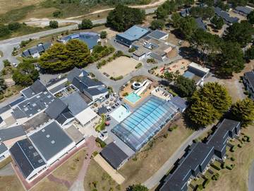Hôtel pour 2 personnes, avec piscine ainsi que jacuzzi et sauna, animaux acceptés dans Kerhillio