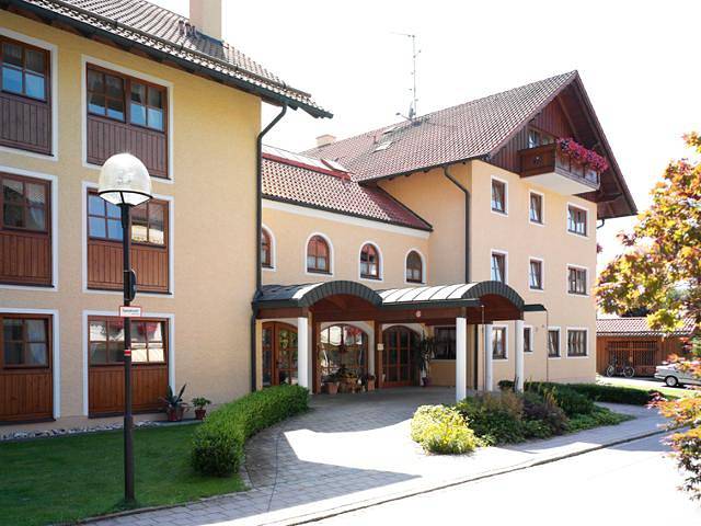 Ferienwohnung für 4 Personen, mit Balkon und Balkon/Terrasse sowie Sauna in Bad Füssing