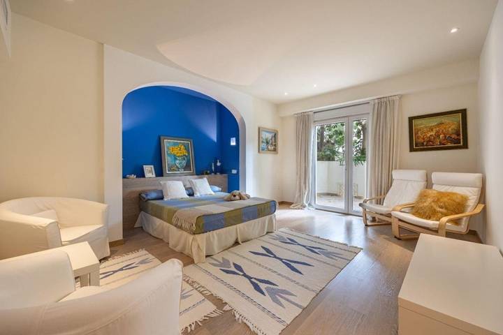 Villa pour 13 personnes, avec piscine ainsi que vue et terrasse à Benidorm - 2