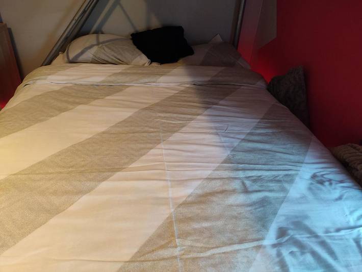 Gîte pour 8 personnes, avec terrasse ainsi que piscine et jardin à Marchin - 4