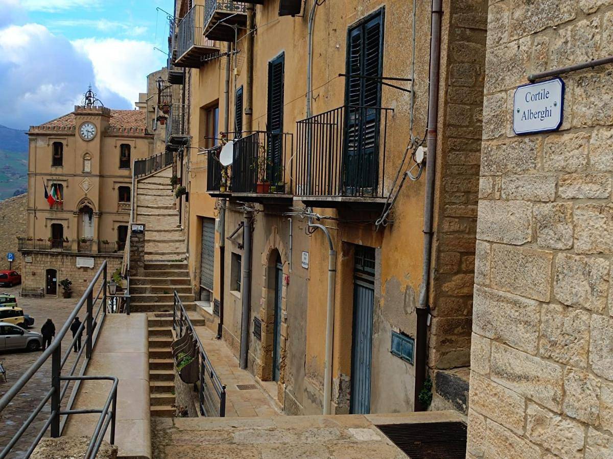 Appartamento intero, Casa Vacanze Cortile Alberghi in Gangi, Provincia di Palermo