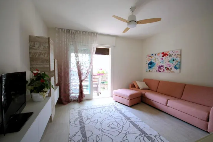 Appartamento vacanze per 6 persone, con panorama e giardino, con animali domestici - 1
