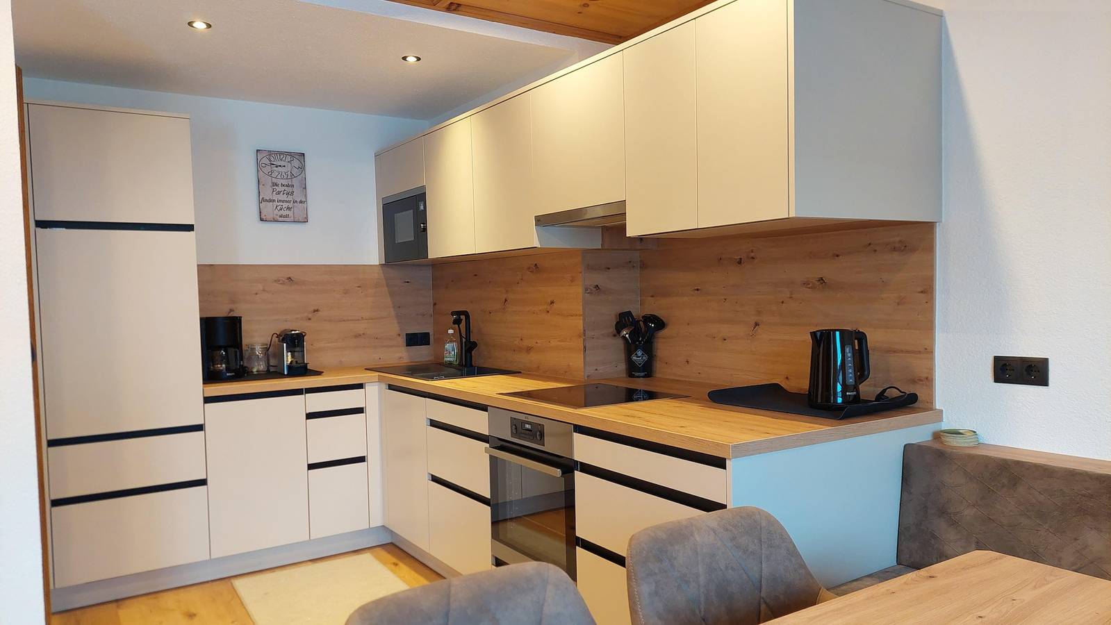 Ganze Ferienwohnung, Appartement Angela in Tuxer Alpen, Ried im Zillertal