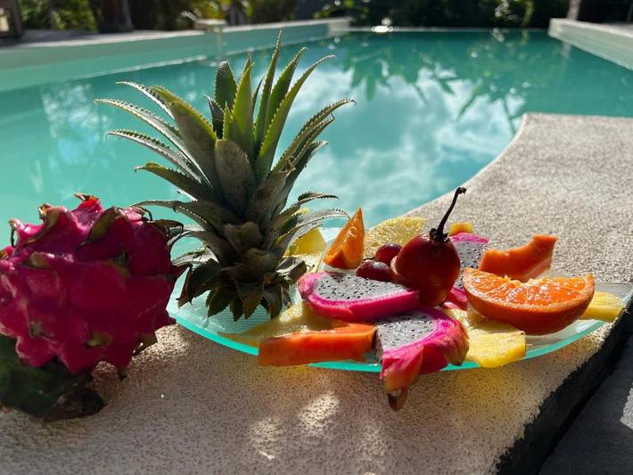 Gîte pour 5 personnes, avec piscine ainsi que jardin et jacuzzi à Entre-Deux - 4