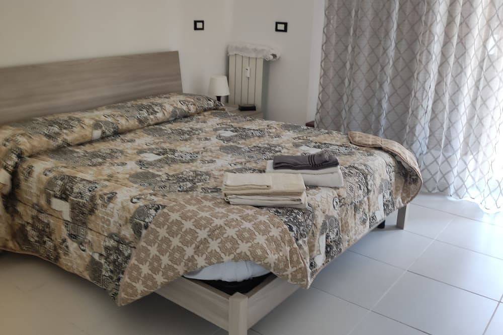 Ganze Wohnung, Apartment near the sea in Ostia, Rom