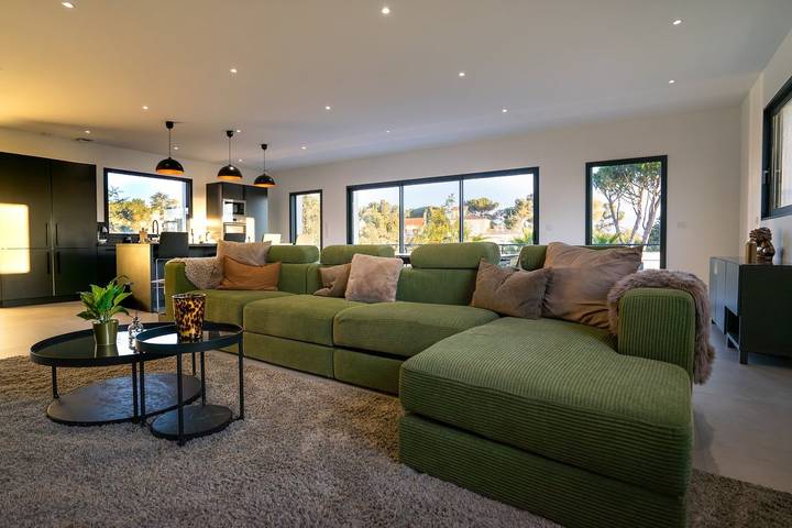 Villa pour 8 personnes, avec piscine ainsi que terrasse et jardin à Fréjus - 4