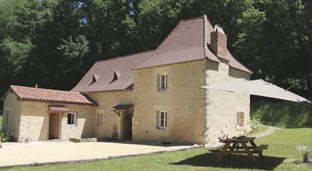 Gîte pour 4 personnes, avec jardin et terrasse à Cendrieux