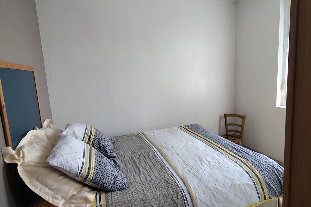Apartamento entero, Quiet apartment at the foot of the Luberon in Mérindol, Parque natural regional del Luberon