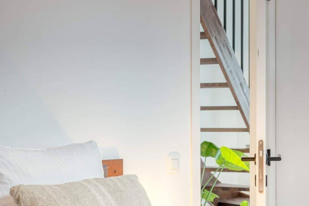 Appartement entier, 2-Br Getaway with Mas view in Anvers, Région d'Anvers