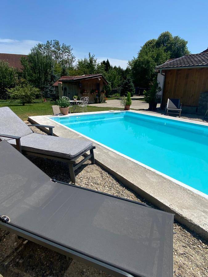 Gîte pour 7 personnes, avec Balcon et Terrasse ainsi que Jardin et Piscine dans Diebolsheim - 2