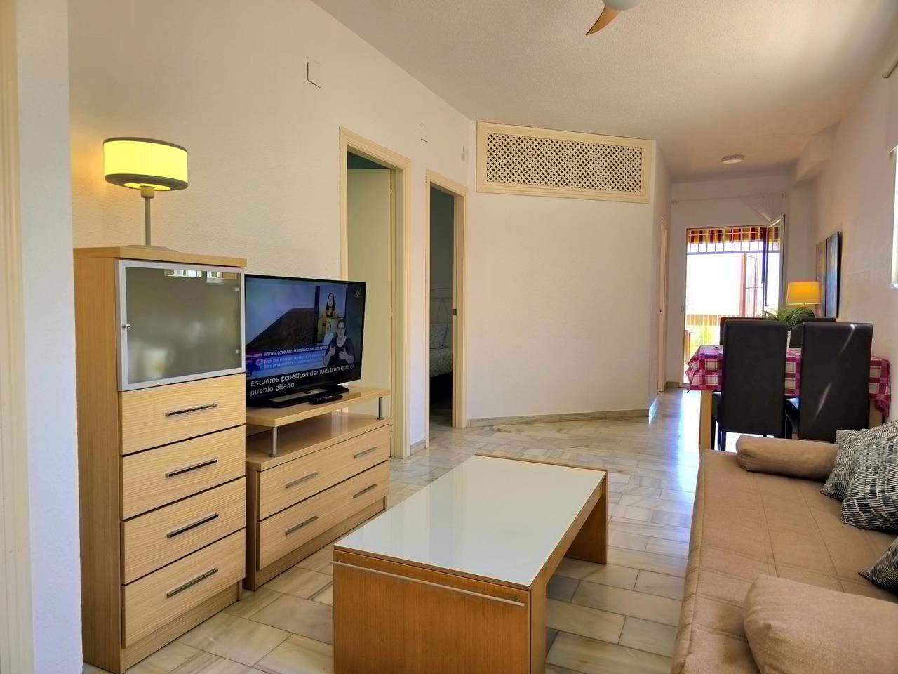 Entire apartment, Villa Fran in Torremolinos in Montemar Torremolinos, Torremolinos