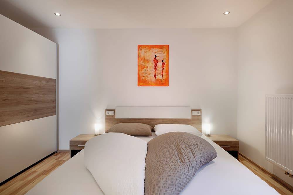 Ganze Wohnung, Apartment Viktoria mit privatem Garten zum feiern mit Familie und Freunden in Tschars, Kastelbell-Tschars