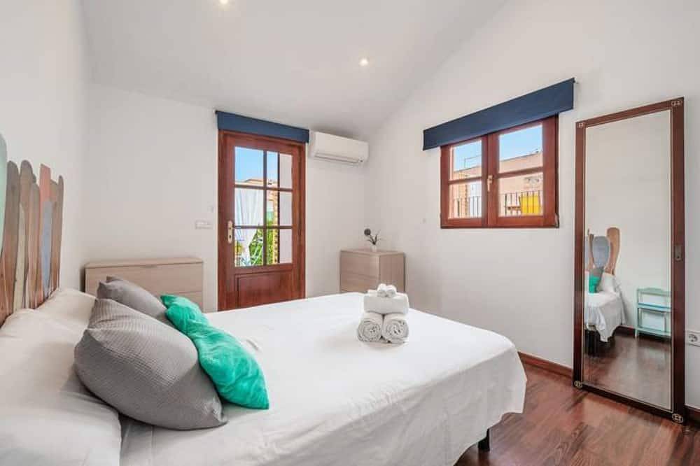 Piscina privada, aire acondicionado, 6 dormitorios ideal familias in Binisalem, Interior de Mallorca