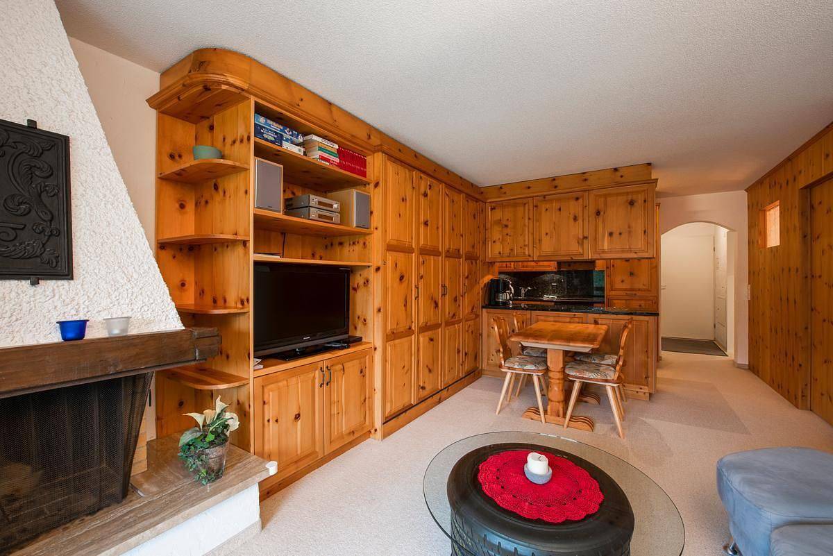 Ganze Ferienwohnung, Appartement mit Arvenholz und Bergblick in Sörenberg, Flühli