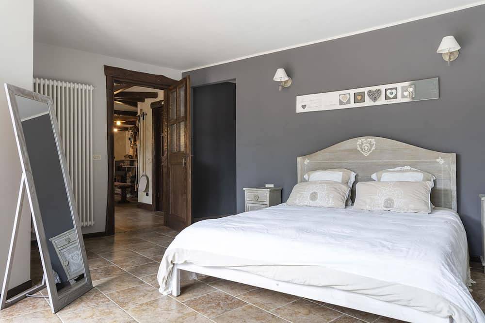 Villa Monterosso in Imperia, Riviera di Ponente
